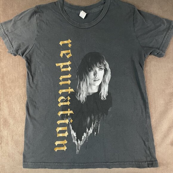 Taylor Swift Girls 2018 Reputation Concert T-Shirt Size Med 10-12 (SKU: 90G) - Picture 1 of 6
